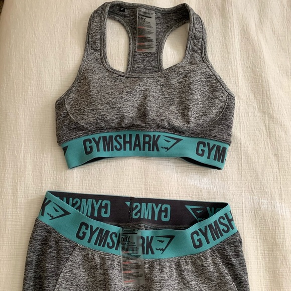 Gymshark Pants - Gymshark Sports Bra & Matching Legging